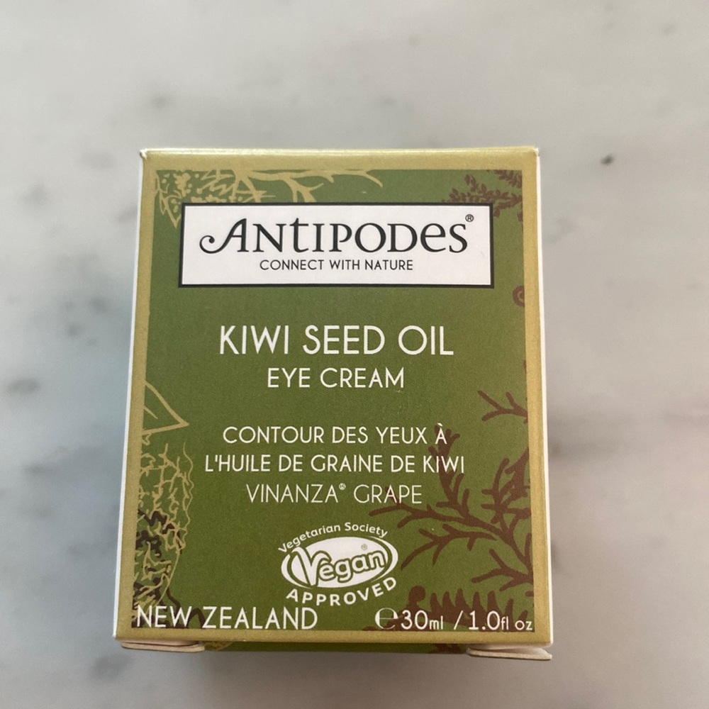 Brand New Antipodes Kiwi Seed Oil eye cream